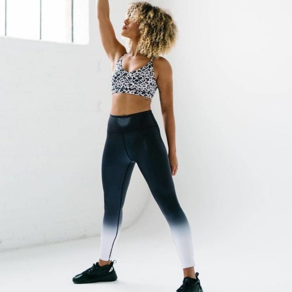 Zyia Metallic Ombre Light N Tight 7/8 Leggings Size 6-8
